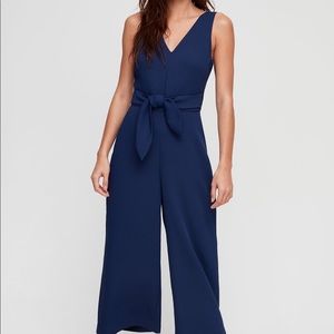 Aritzia - Wilfred - Écoulement V Jumpsuit - Size 6